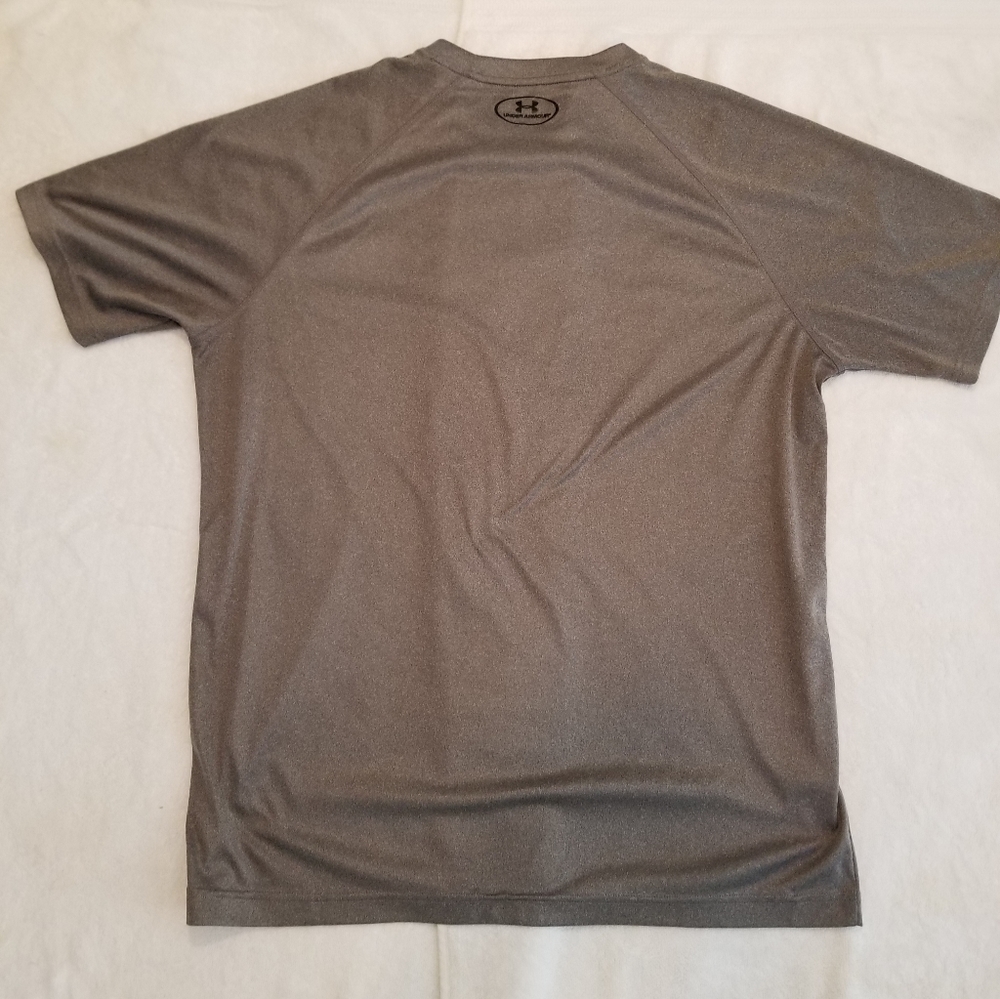 COPY - Under armour heatgear loose fit shirt